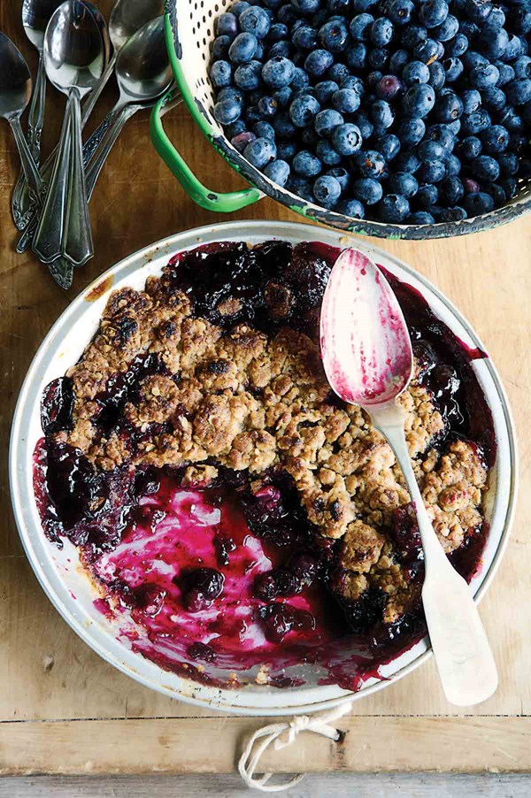 Blueberry crumble