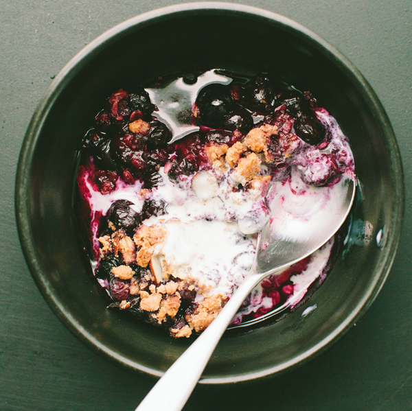 Blueberry crumble