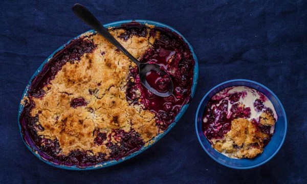 Blueberry crumble