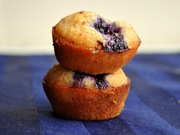 Blueberry financiers