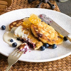 Blueberry fritters with honeyed sour cream