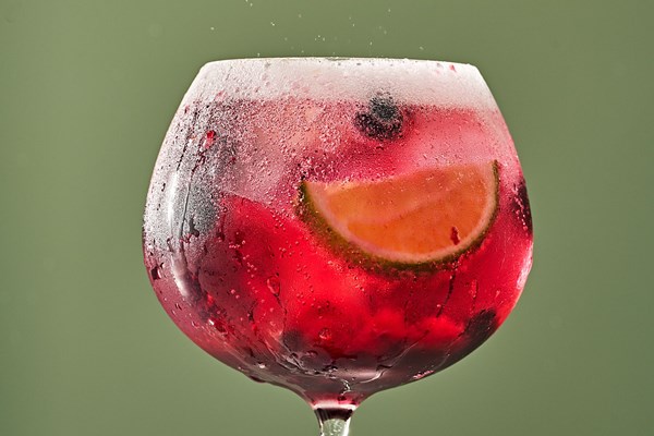 Blueberry gin & tonic 