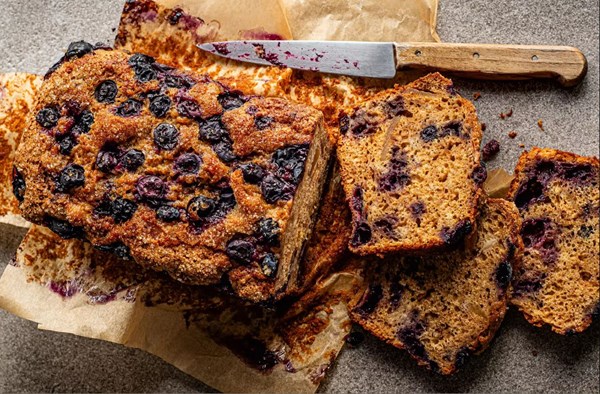 Blueberry, ginger & banana loaf