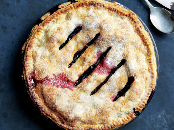 Blueberry-ginger pie