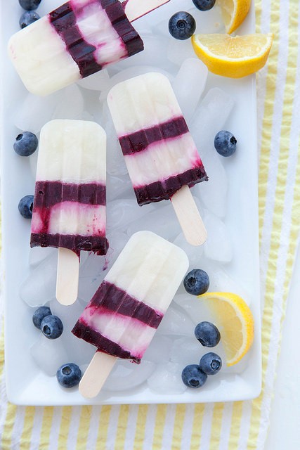 Blueberry lemonade popsicles