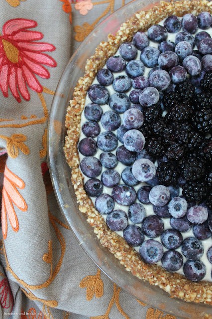 Blueberry mandala pie