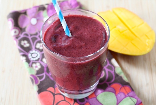 Blueberry mango smoothie