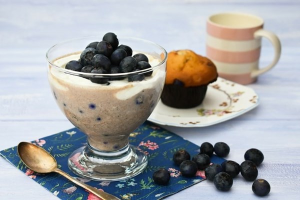 Blueberry muffin overnight oats