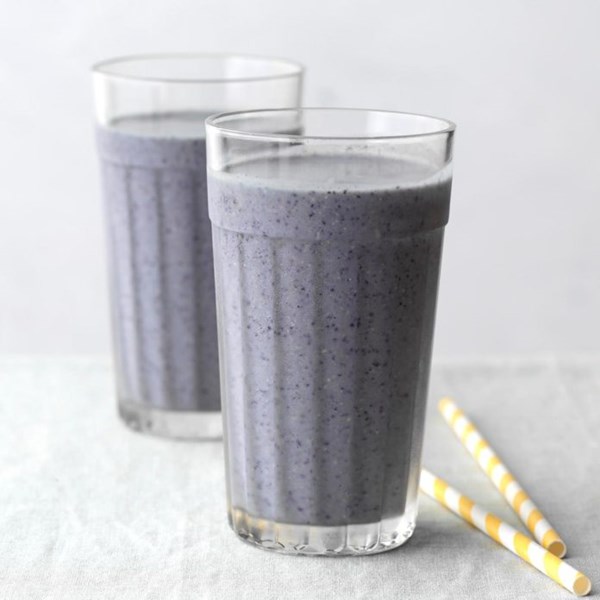 Blueberry pancake smoothie