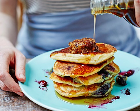 Blueberry pancakes with honeycomb & bacon butter