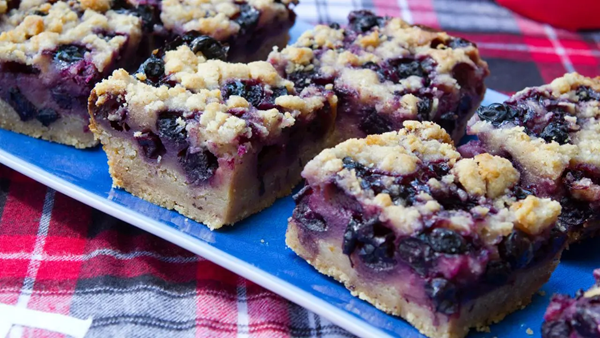 Blueberry pie bars