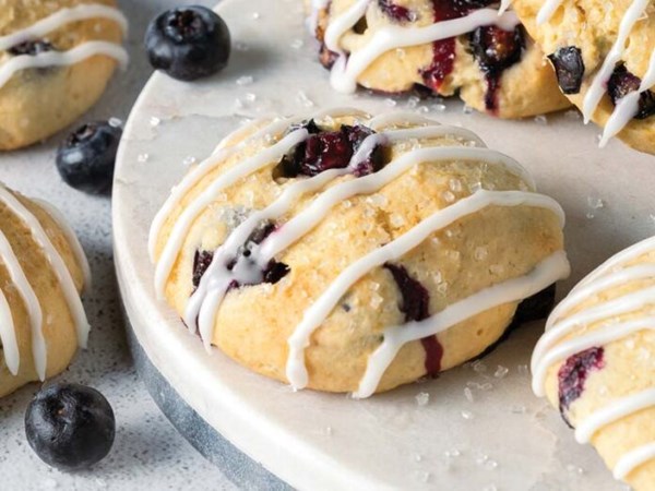 Blueberry-ricotta cookies