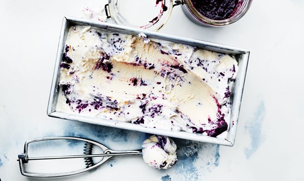Blueberry ripple ice cream
