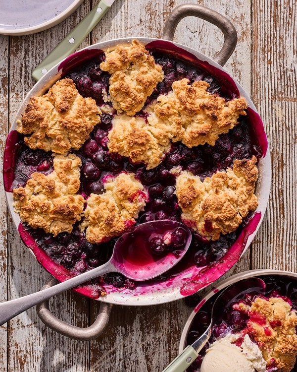 Blueberry skillet cobbler with ice cream
