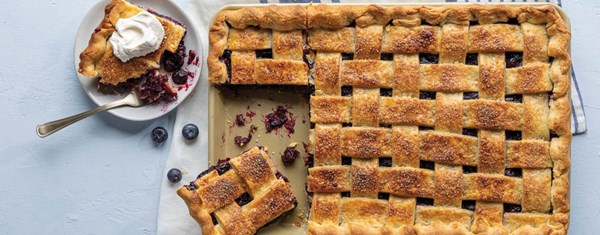 Blueberry slab pie with mascarpone whipped cream [all-butter pie dough]