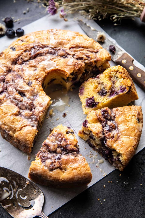 Blueberry sour cream coffee cake