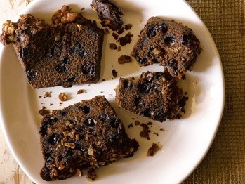 Blueberry streusel bread