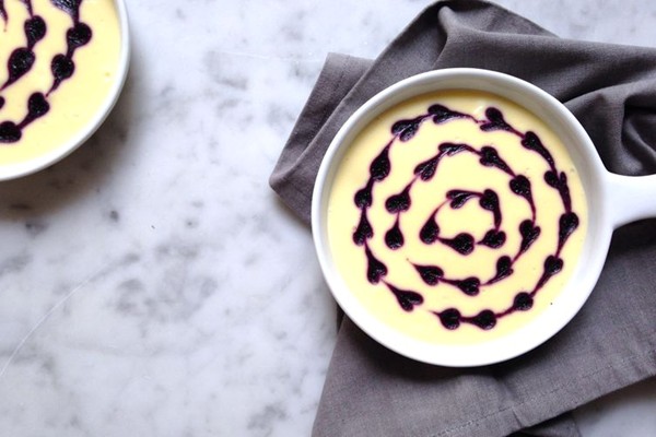 Blueberry swirl cheesecake