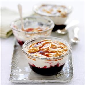 Blueberry yogurt brûlée