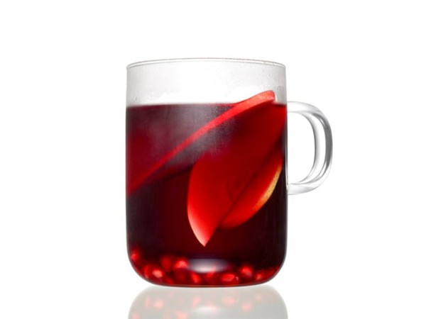 Bobby Flay's mulled red wine sangria