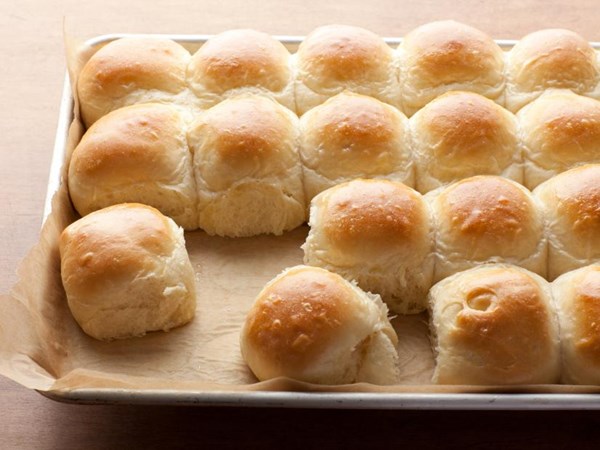 Bobby Flay’s Parker House rolls