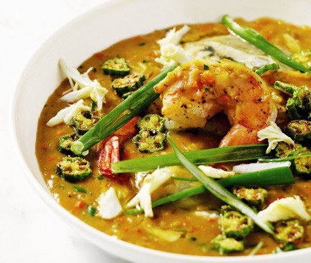 Bobby Flay's shellfish gumbo