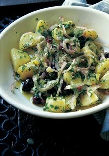 Boiled potato salad 