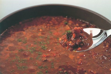 Bolognese sauce or beef fillet, bacon, chicken liver and red-wine ragù