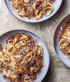 Bolognese with tagliatelle