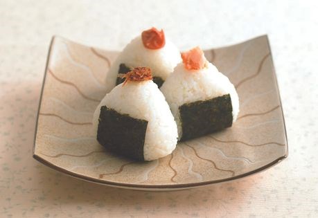 Bonito flakes onigiri