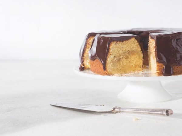 Boston cream cake
