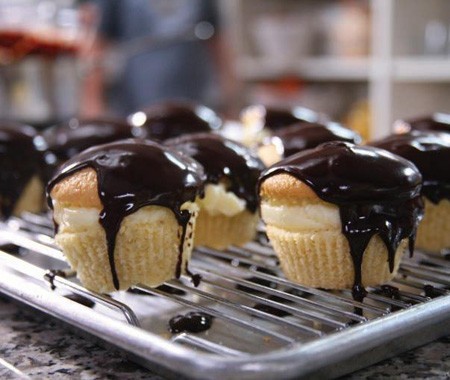 Boston cream cake (Colcino di Boston alla crema pasticcera)