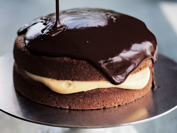Boston cream pie