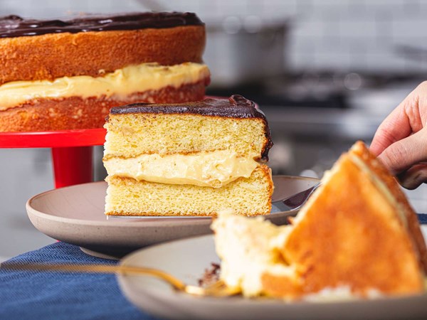 Boston cream pie