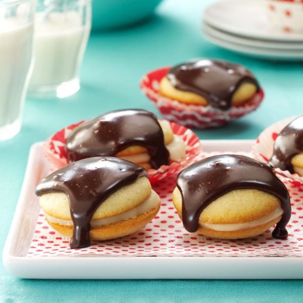 Boston cream pie cookies