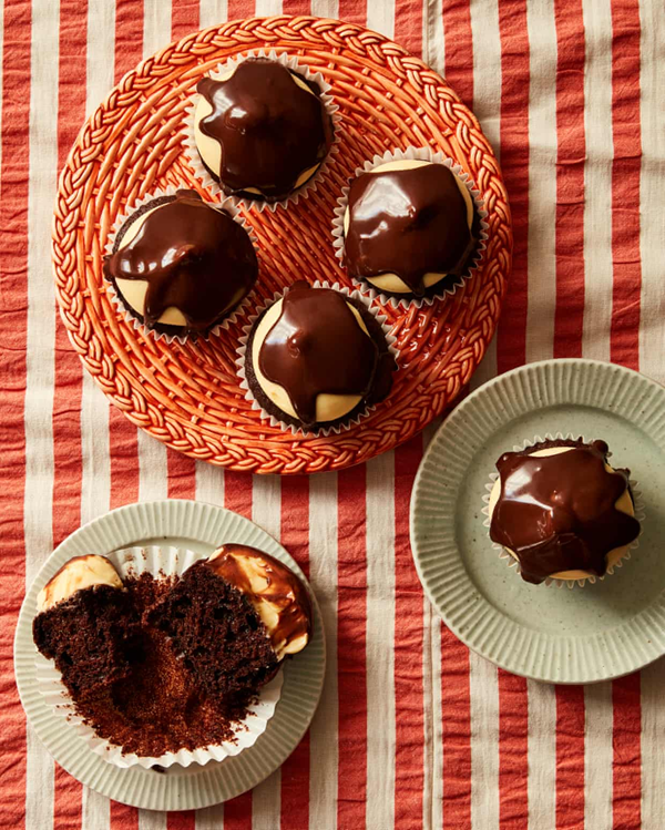 Boston cream pie cupcakes