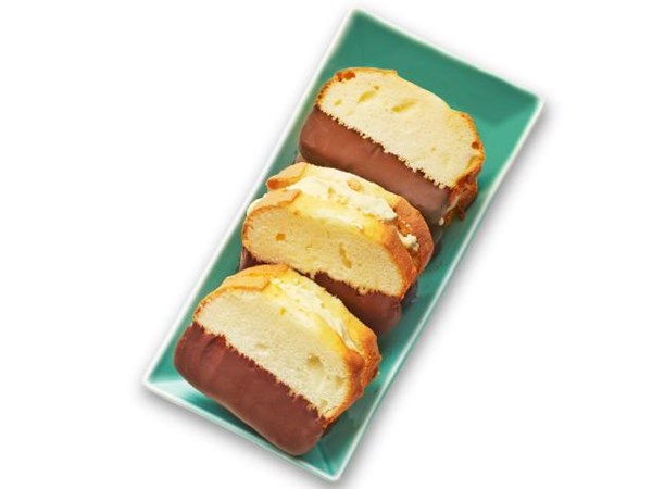 Boston cream pie ice cream sandwiches