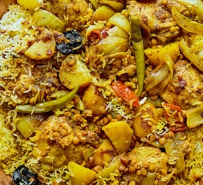 Bottom of the pot chicken and rice (Fega'ata)