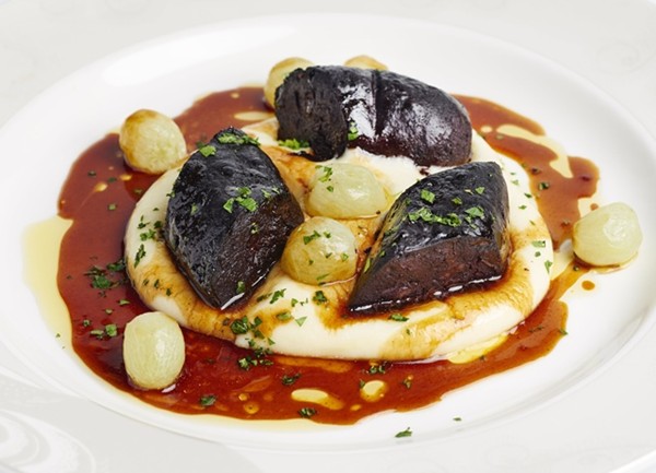 Boudin noir, pomme purée and glazed grapes