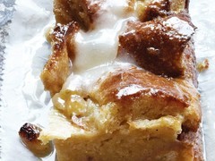 Bourbon bread pudding