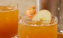 Bourbon-cider cocktail