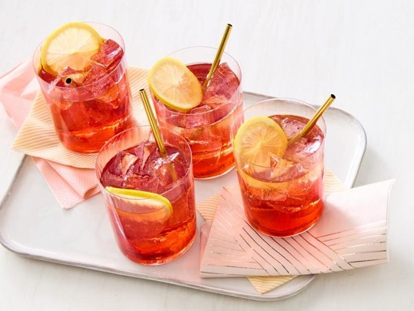 Bourbon hibiscus iced tea 