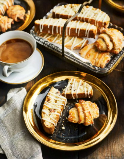 Bourbon-orange biscotti 