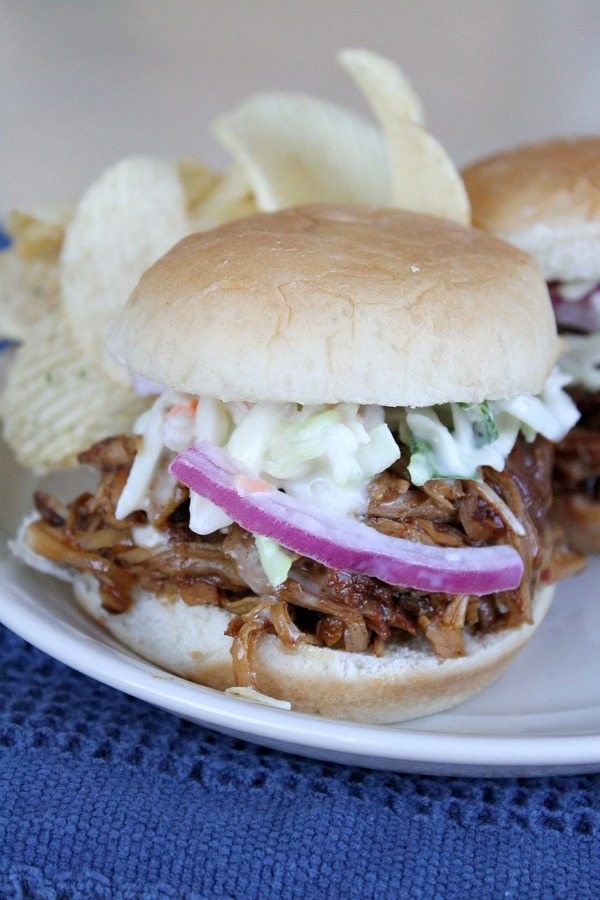 Bourbon-peach barbecue pulled pork sliders