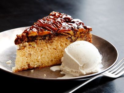 Bourbon praline cake