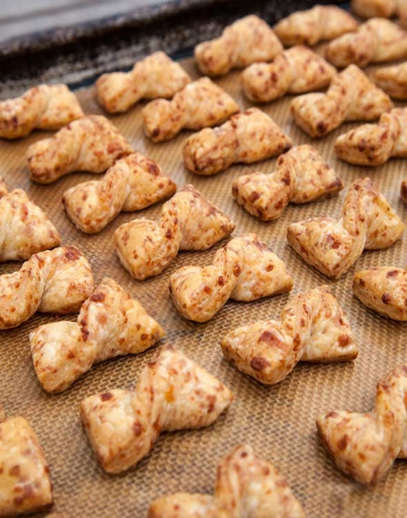 Bow tie cheese straws