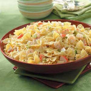 Bow tie seafood salad 