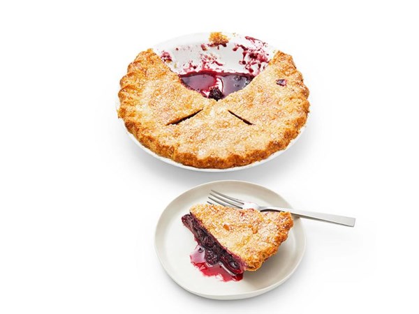 Boysenberry pie