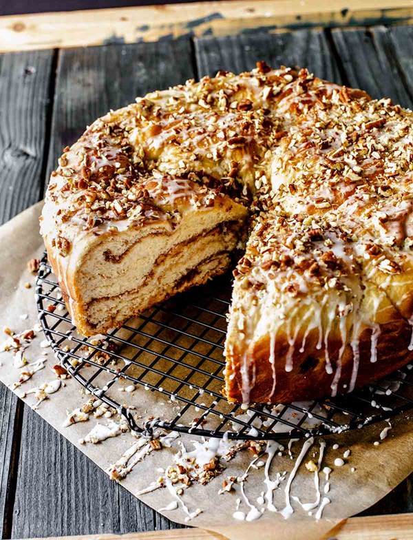 Braided cinnamon bread