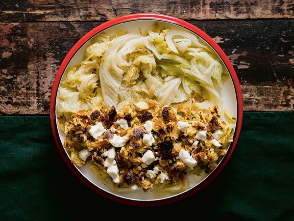 Braised and dressed cabbage
